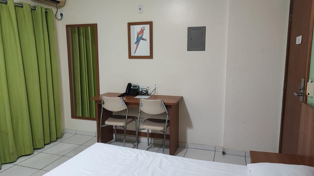 Golden Dolphin Gd - Suite 4 Adultos E 1 Crianca Ate 5 Anos Caldas Novas Esterno foto
